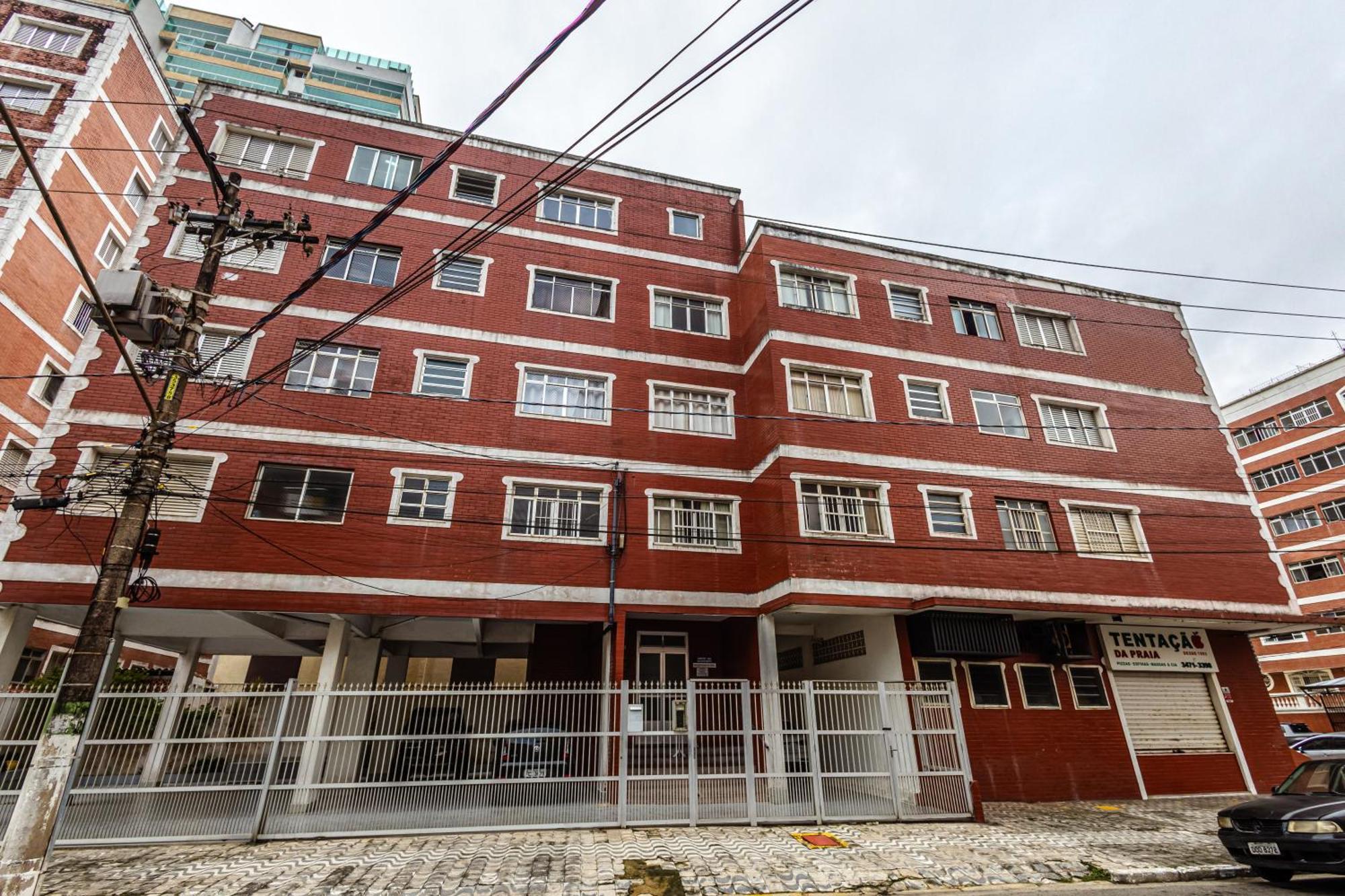 Apartment Ape Na Tupi Com Ar Condicionado Nos Quartos E Sala, Garagem E A 100m Da