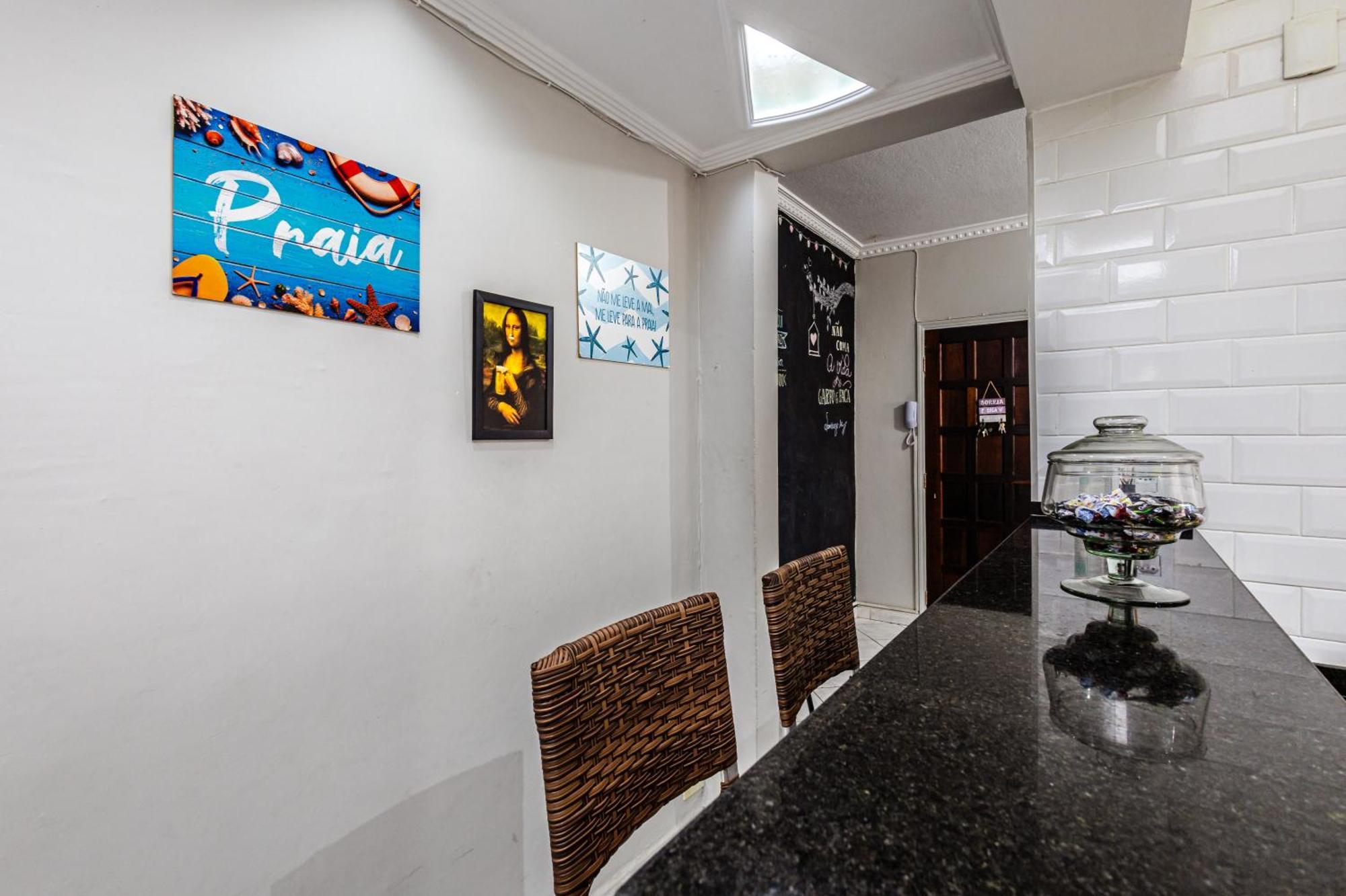 Apartment Ape Na Tupi Com Ar Condicionado Nos Quartos E Sala, Garagem E A 100m Da Praia Grande (Santos)