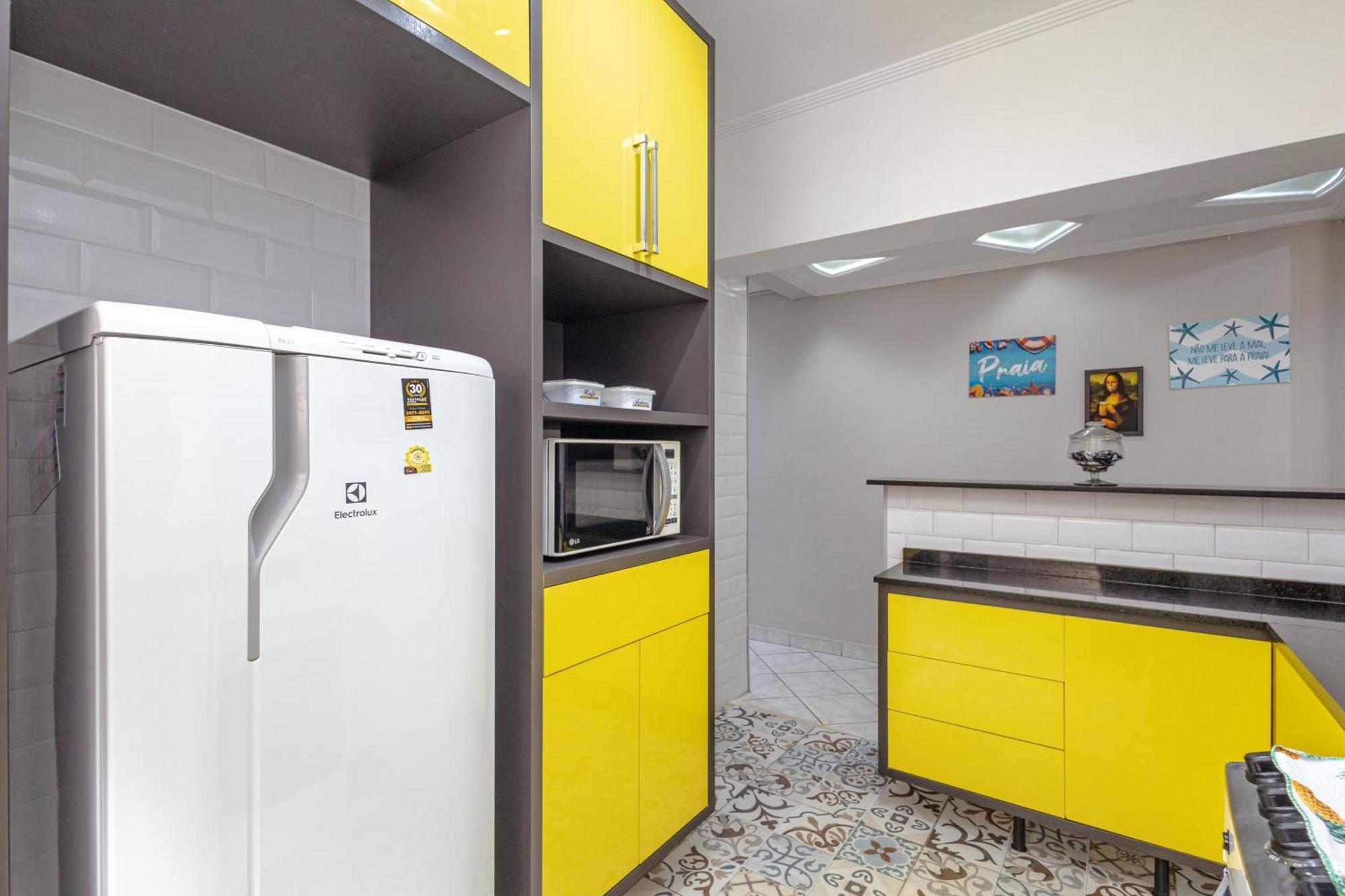Ape Na Tupi Com Ar Condicionado Nos Quartos E Sala, Garagem E A 100m Da * Praia Grande (Santos)