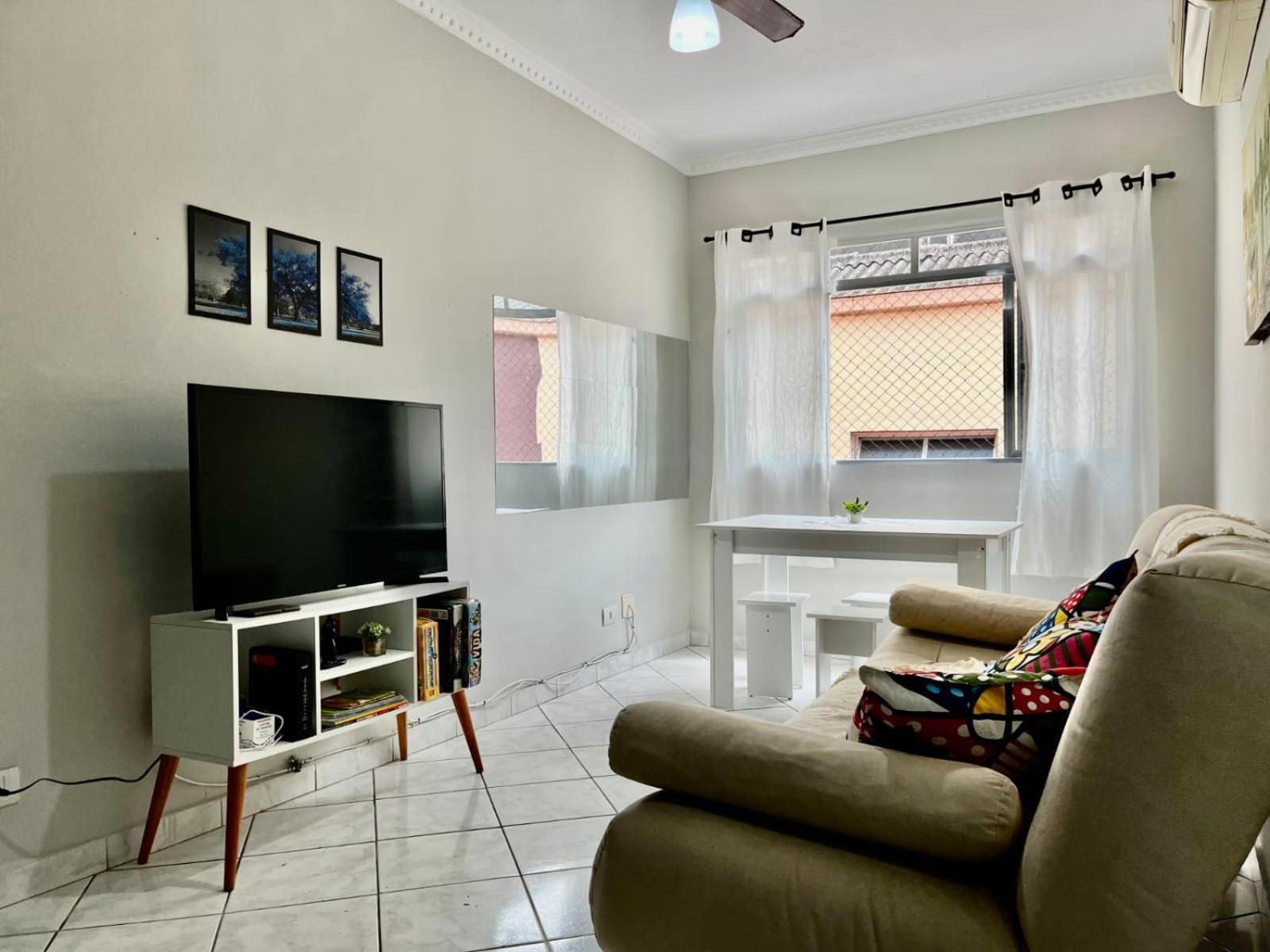 Ape Na Tupi Com Ar Condicionado Nos Quartos E Sala, Garagem E A 100m Da Apartment
